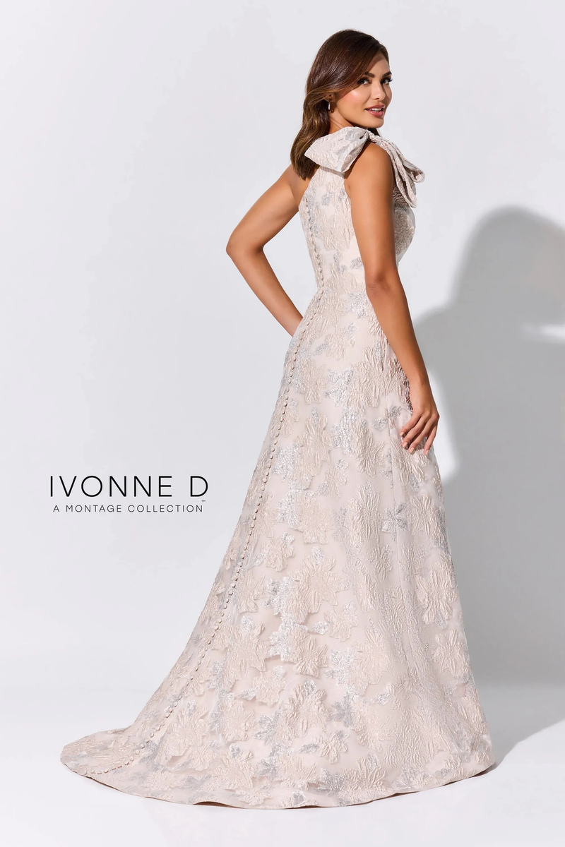 Ivonne D
